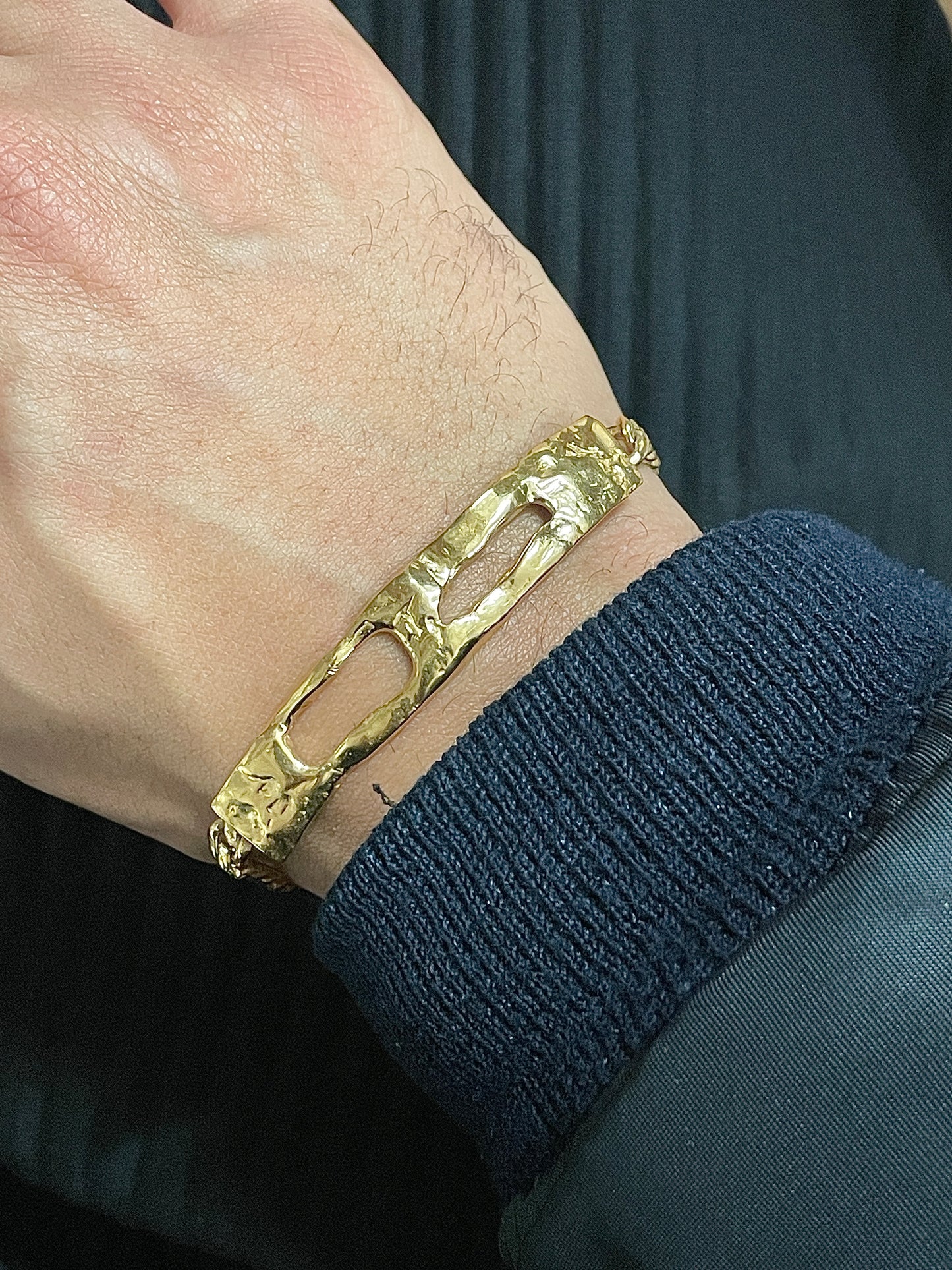 9CT MOLTEN ID BRACELET