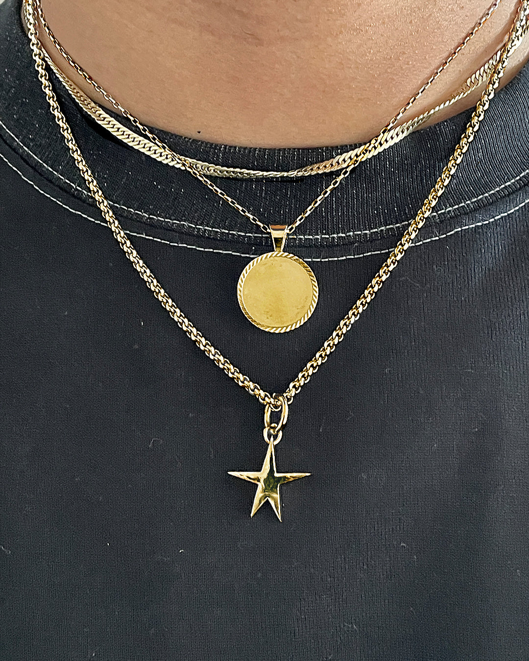 GOLD STAR PENDANT